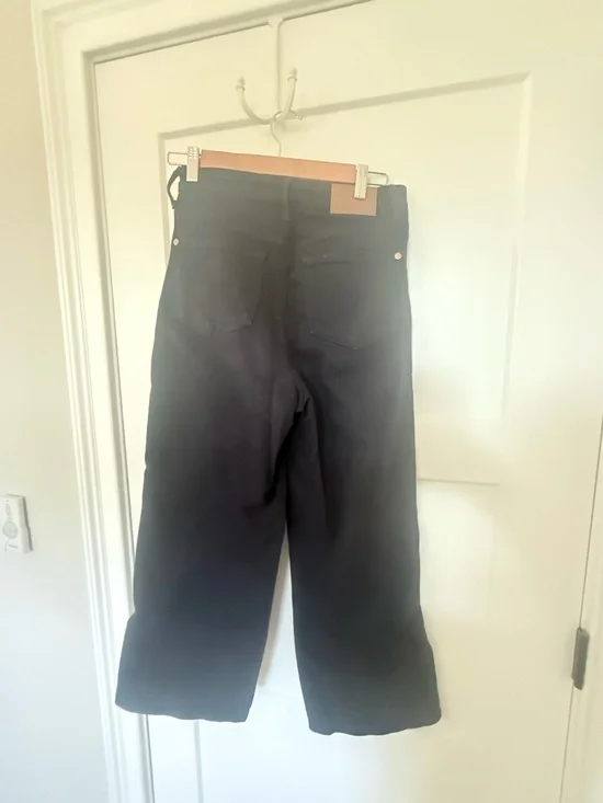 Judy Blue - Classic navy wide leg crop jeans - Picture 4 of 4